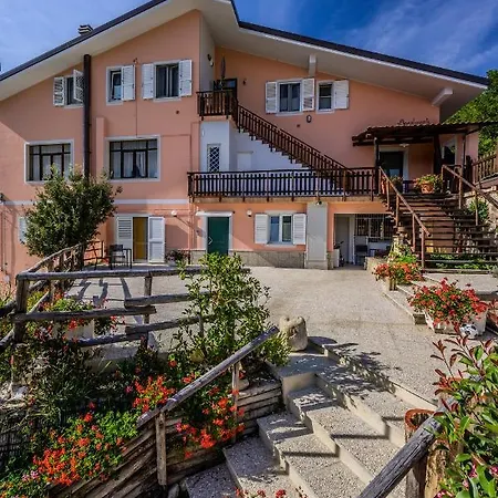 Casa Sullavalle Montefortino
