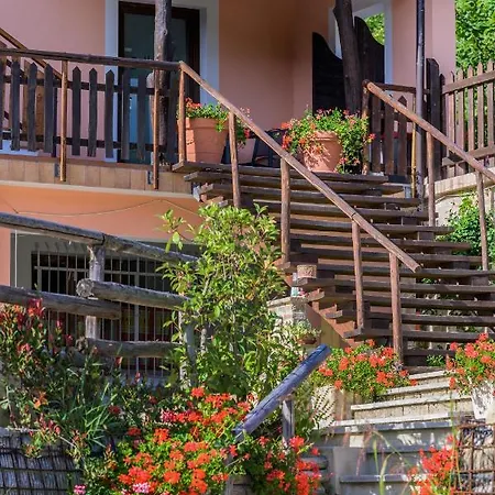 Casa Sullavalle Apartment *