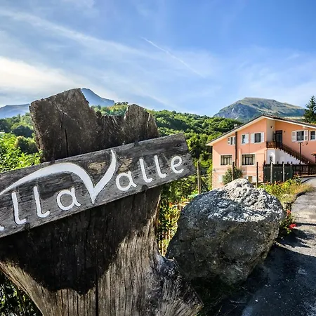 Casa Sullavalle * Montefortino